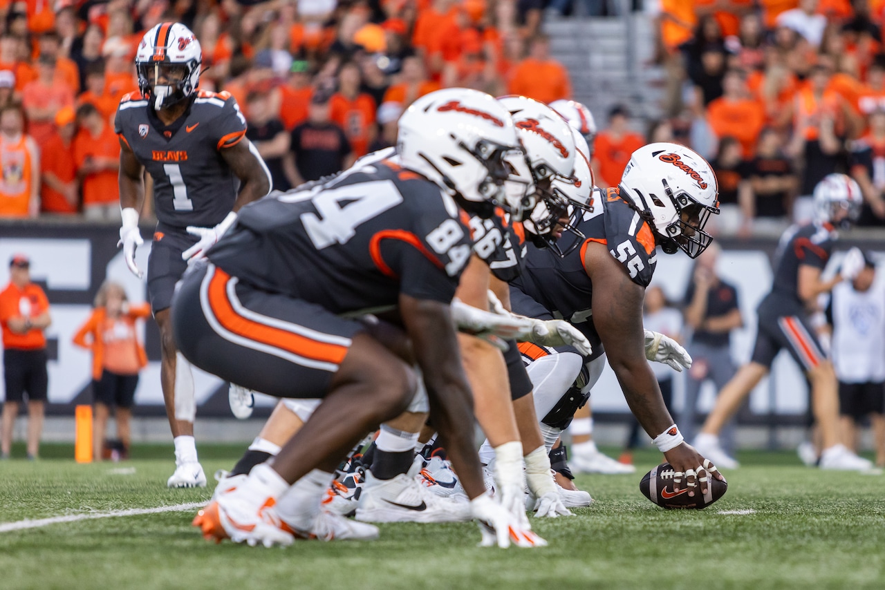 What ails the Oregon State defense, and the expanded running game: Beaver Banter podcast with Isaac Hodgins