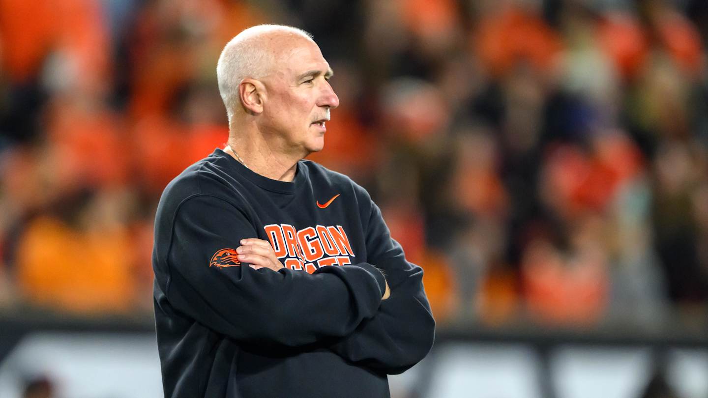 Oregon State Interim Robb Akey ‘Sick To My Stomach’ After Latest Loss