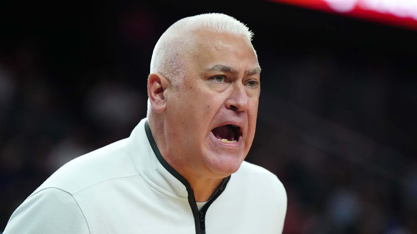 Wayne Tinkle Praises His Team’s Fight in Comeback Win: ‘This is gonna be a special group.’