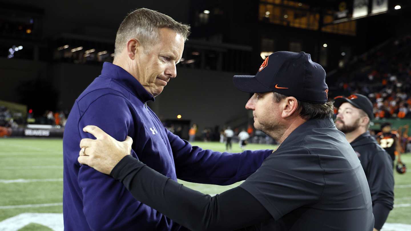 $1.2 million head coach reportedly close to ‘long-term’ deal with college football program