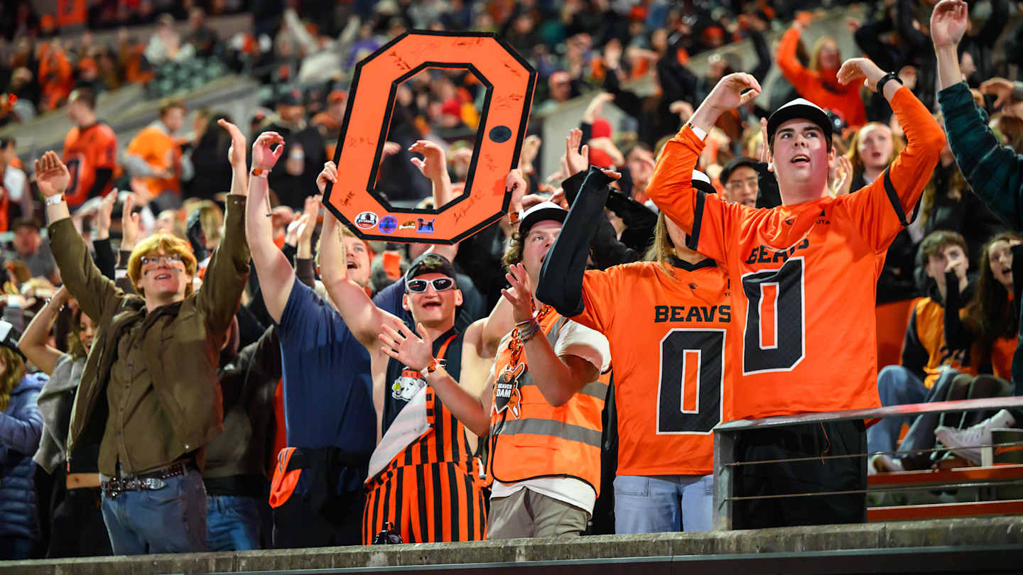 $3.3 million SEC assistant emerges as leading candidate for Oregon State Beavers job