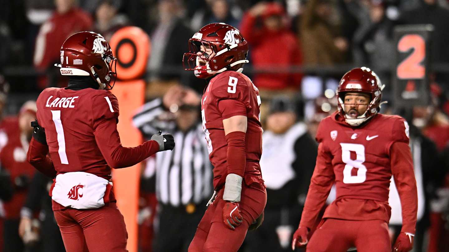 Washington State Dominate Oregon State in Pullman To Reach Bowl Eligibility