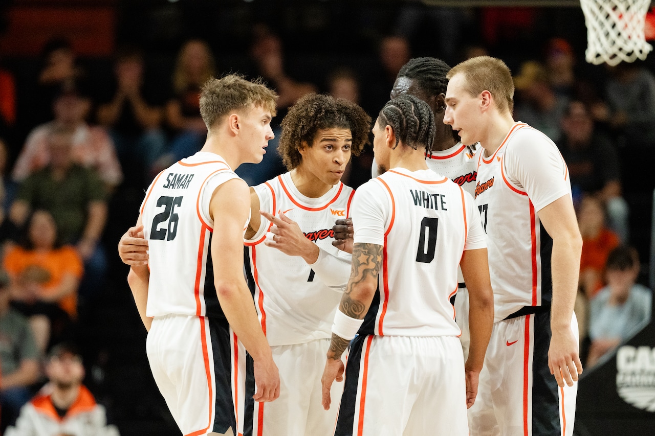 Oregon State completes comeback win over North Texas in bizarre fashion