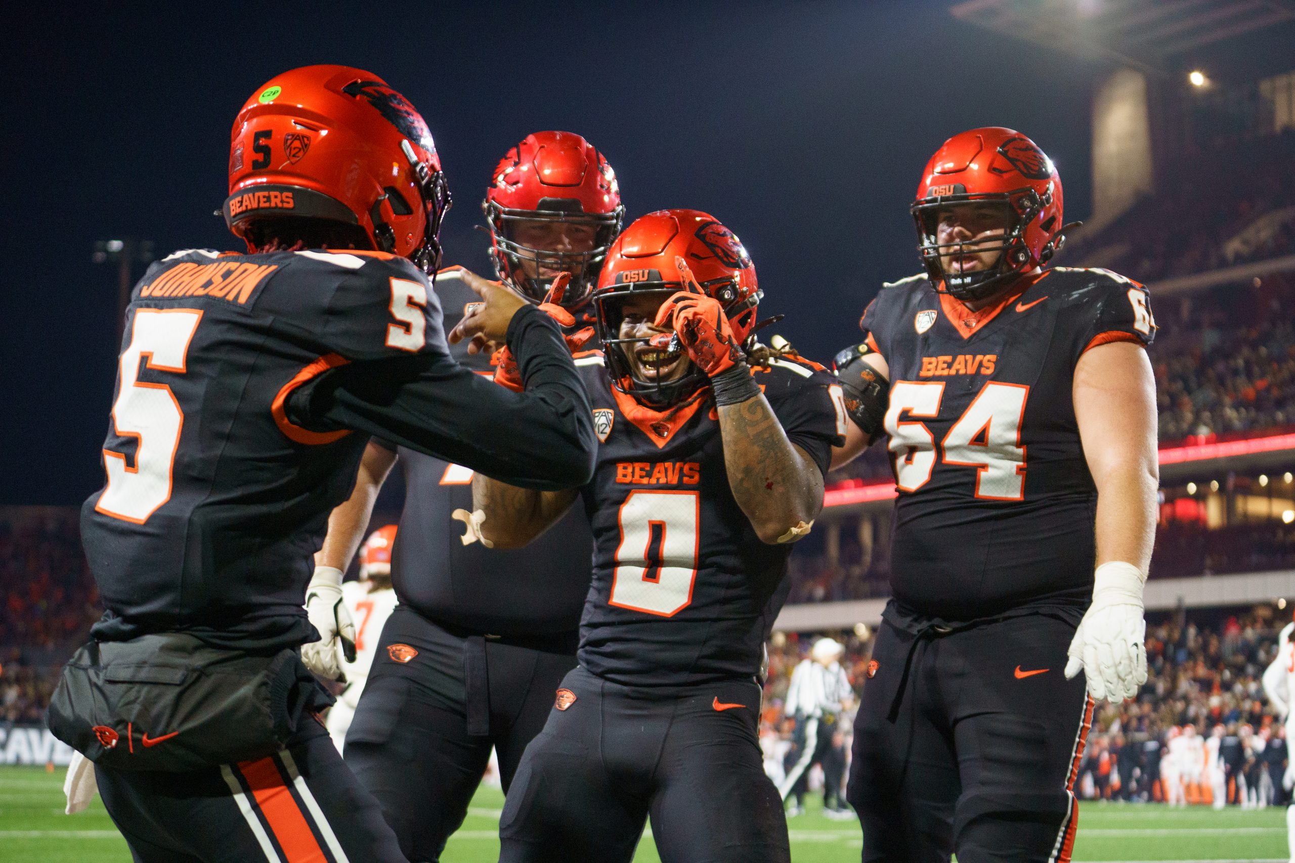 Oregon State football gives a bittersweet final bow at home on senior night