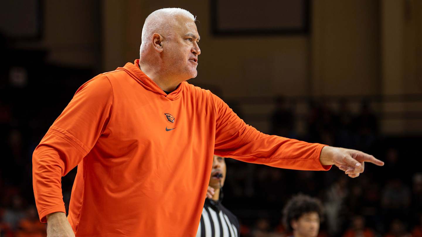 Beavers Fall to Sam Houston State As Winning Streak Ends
