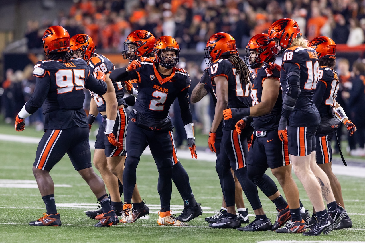 10 Oregon State players JaMarcus Shephard should try to win over