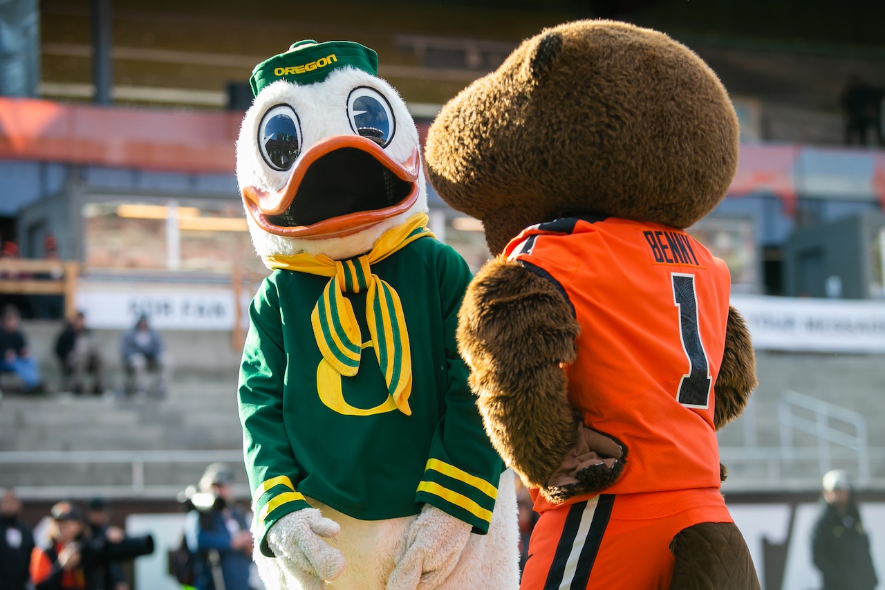 Oregon State football signs the son of a legendary Oregon Duck