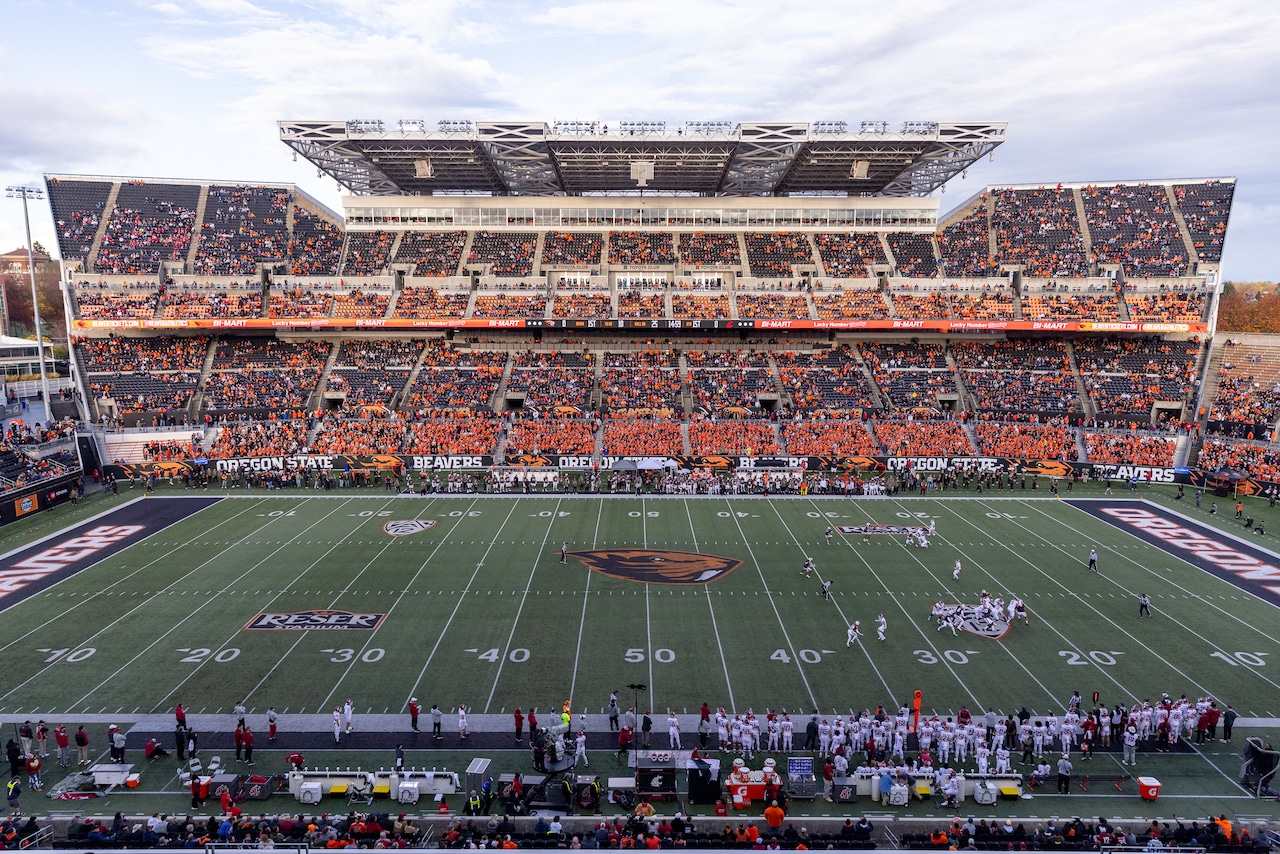 Oregon State football targeting former Miami assistant for key role