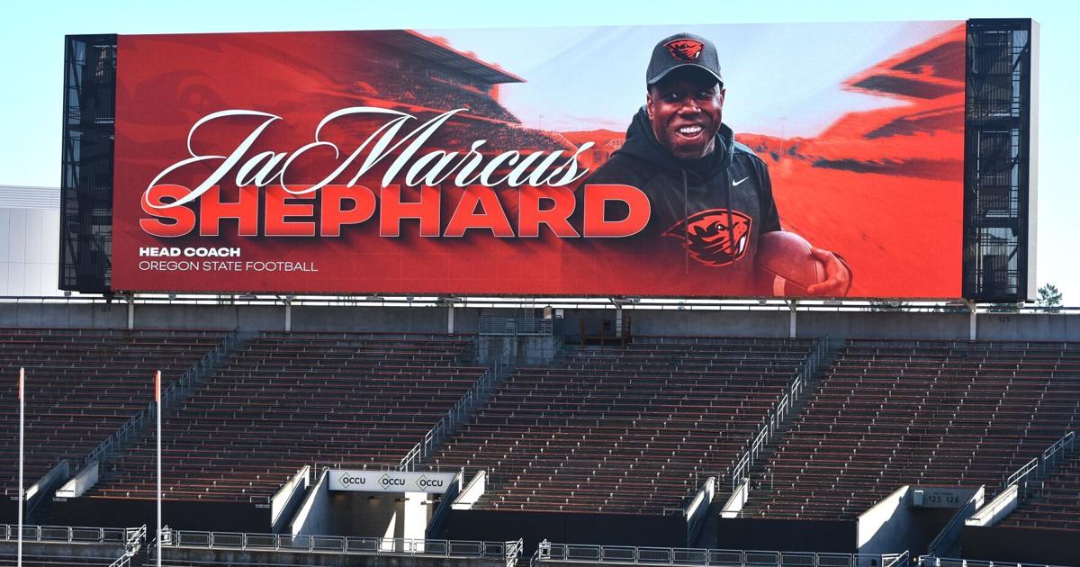 Oregon State adds two more assistants to football staff