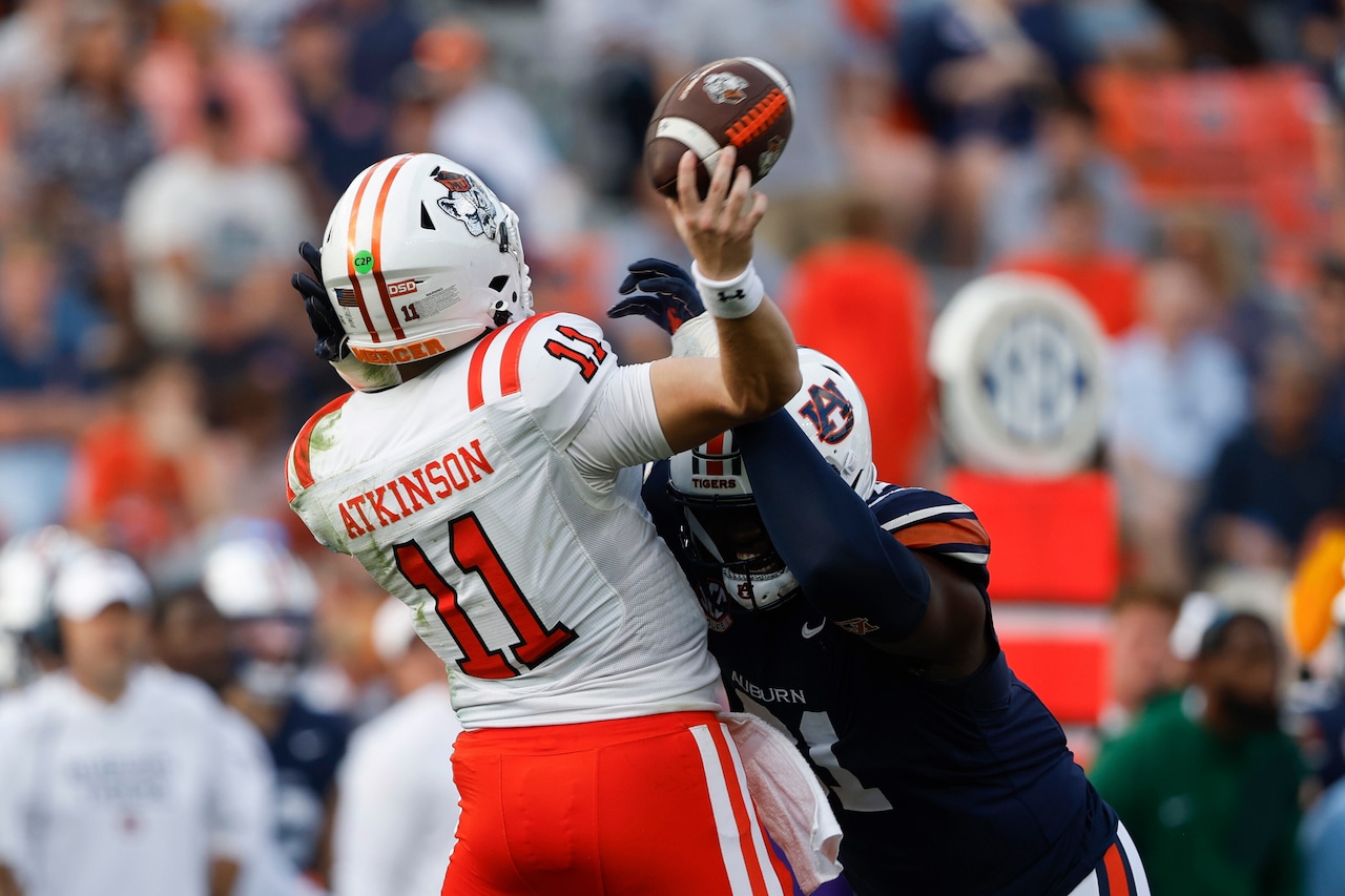 Oregon State earns its first quarterback commit in the transfer portal